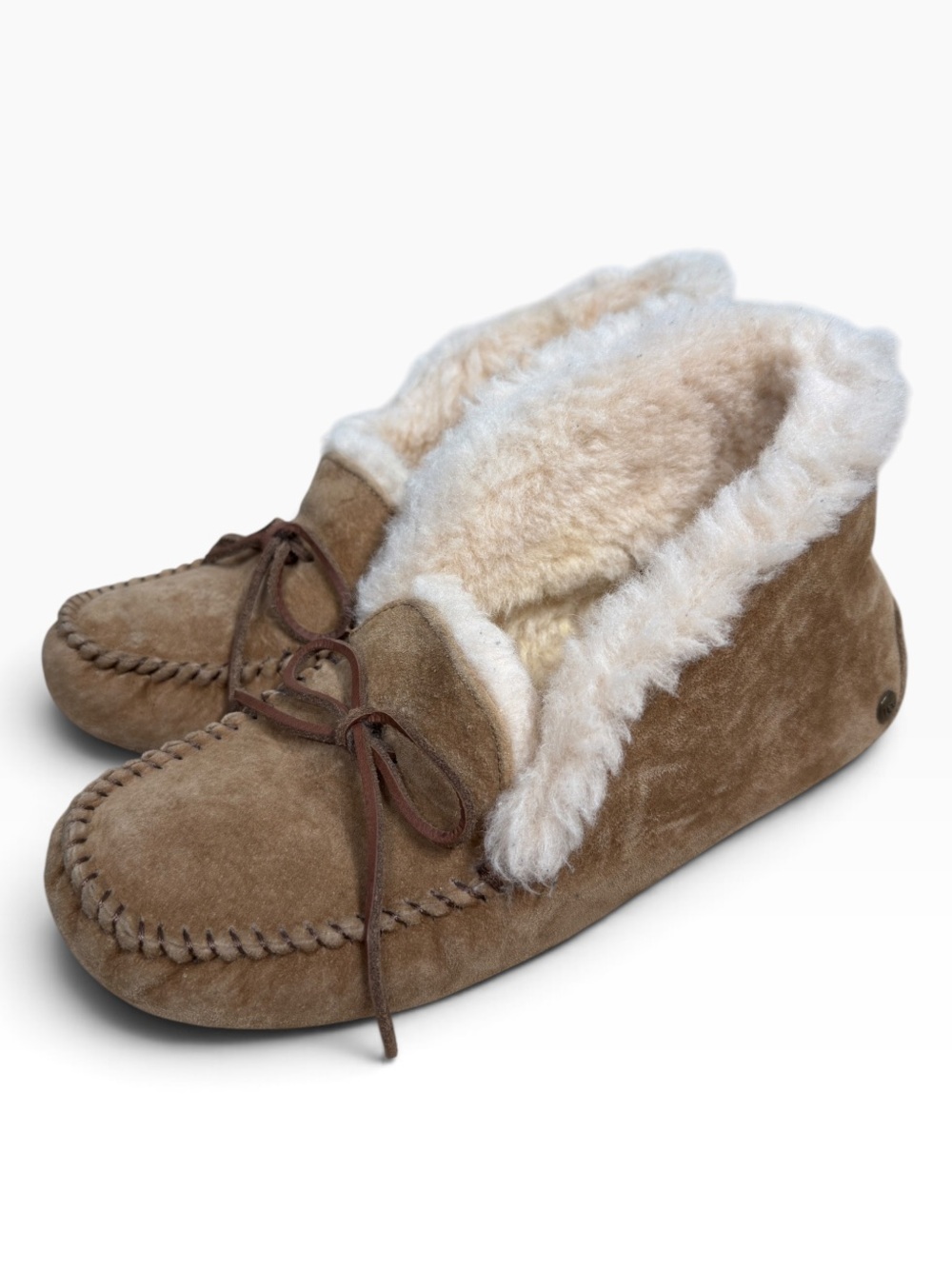 UGG Alena Chestnut Suede Shearling Fur Moccasin Slippers Bow Women’s Size US 8